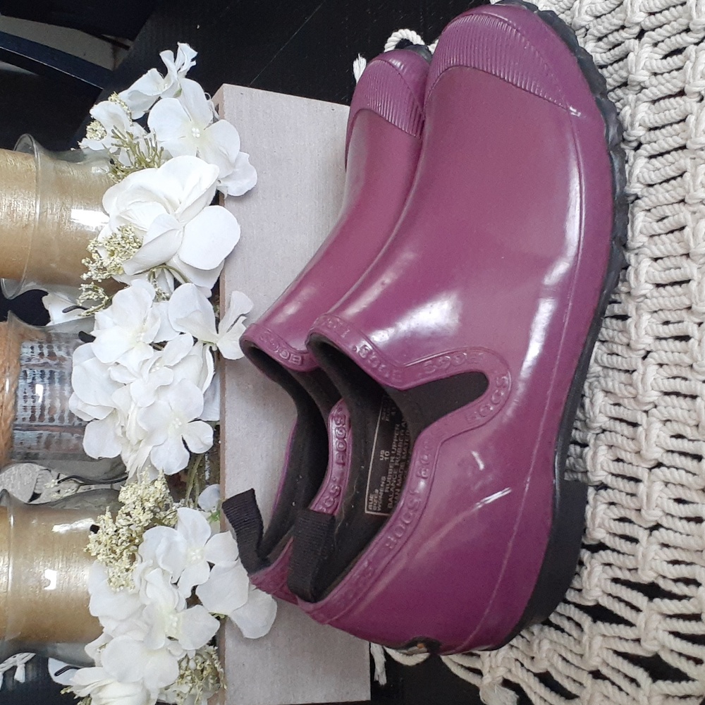 BOGS WATERPROOF SHOES